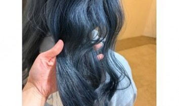 １ブリーチでネイビーブルー～Luora(ルオラ　中区中町)園山　七彩ブログ