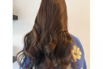 ブリーチなしダブルカラーオリーブグレージュ～luora(ルオラ　中区中町)都間　すみれブログ　