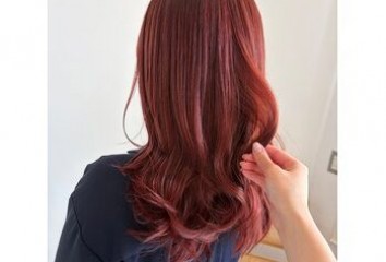ブリーチなしダブルカラー×ピンクレッド～Luora(ルオラ　並木店)園山　七彩ブログ