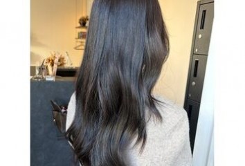 レイヤーカット×アッシュグレージュ～Luora(ルオラ　並木店)園山　七彩ブログ