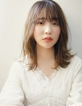 外ハネナチュラルベージュ