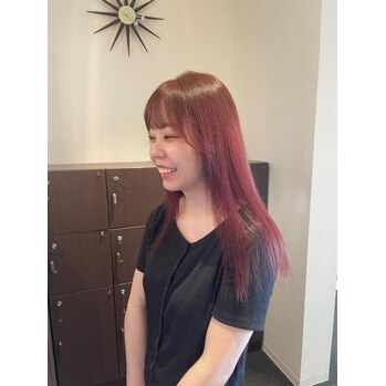 【すみブログ】今流行りのレッドカラー ～noise  haie(ノイズヘア　大手町店)都間　すみれブログ