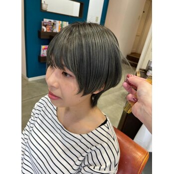 【らんブログ】グラデーションカラー×ショート～noise  hair(ノイズヘア　大手町店)森脇　蘭ブログ