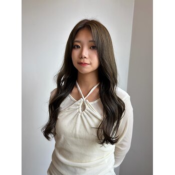 ブリーチなしダブルカラー×オリーブグレージュ～Luora(ルオラ　並木店)園山　七彩ブログ